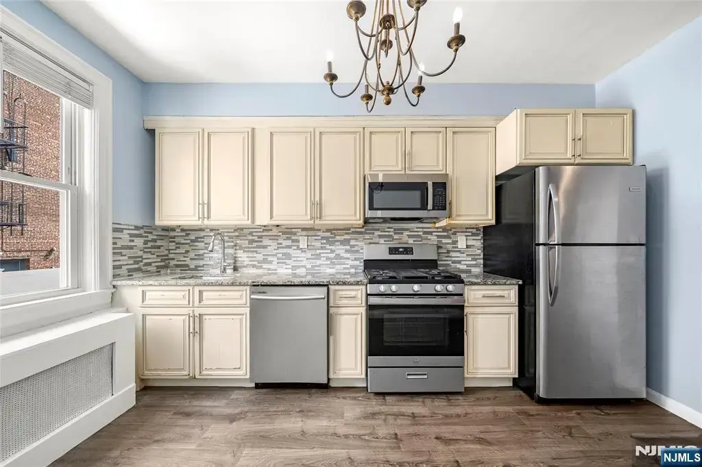 678 Anderson Apartment 1, Cliffside Park