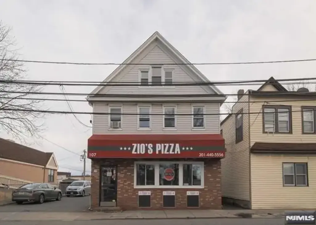 107 Washington Avenue, Little Ferry
