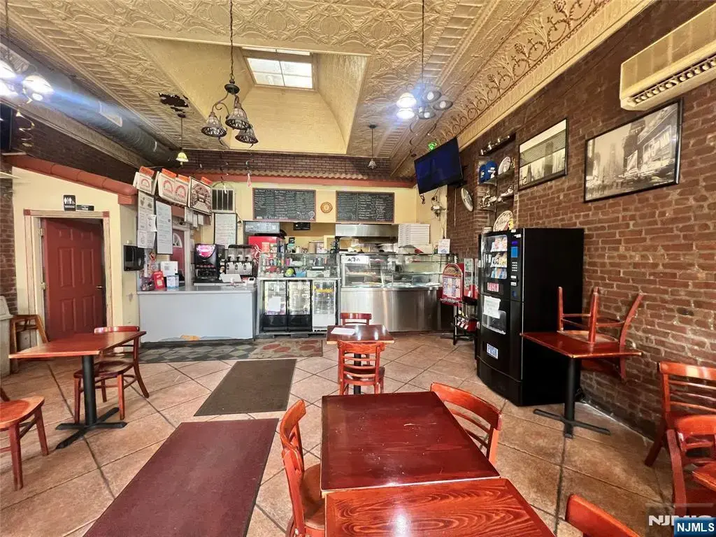 410 38th Street, Union City