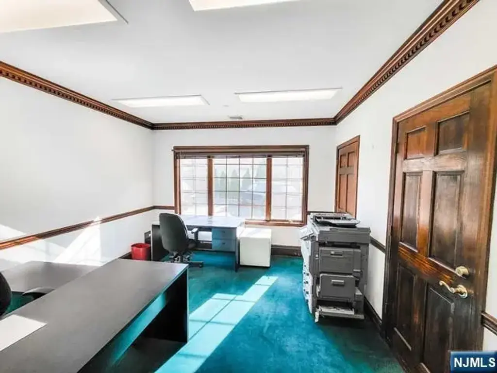 36 Farview Terrace Rear Office, Paramus