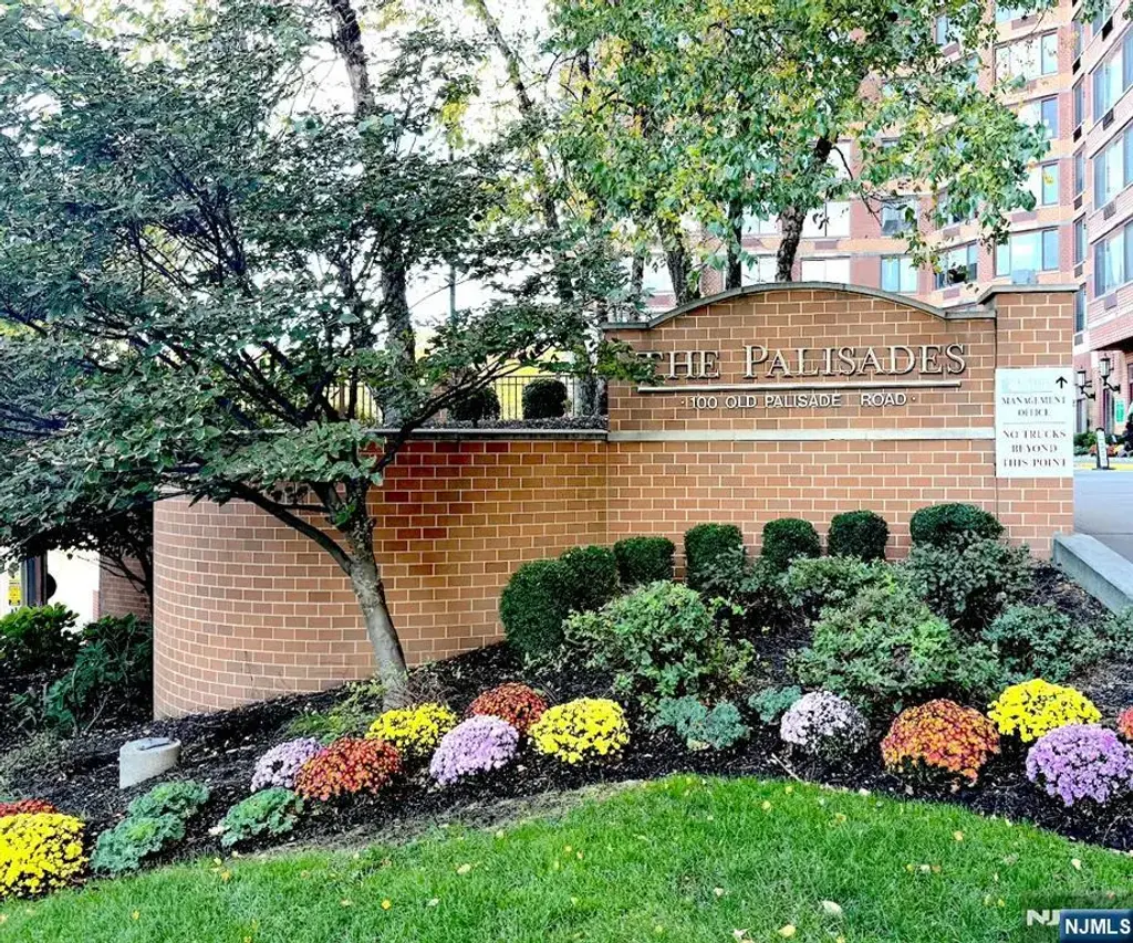 100 Old Palisade Road 1516, Fort Lee