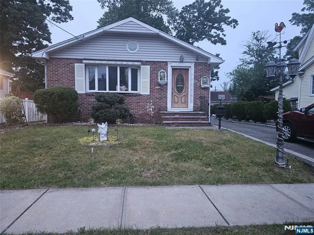 138 Madison Avenue, Rochelle Park