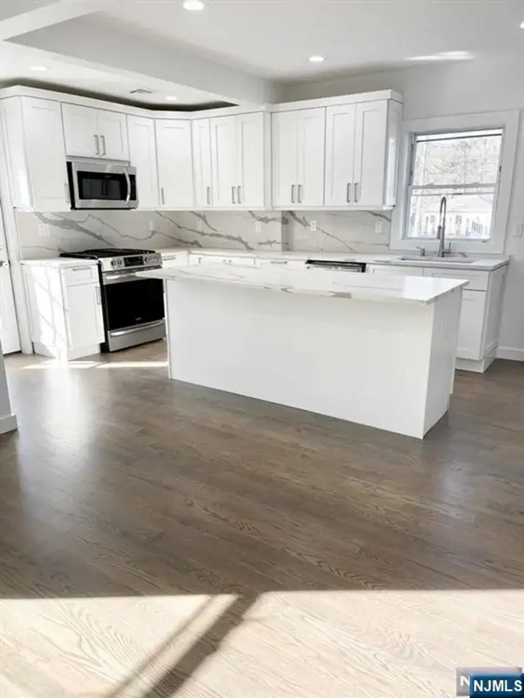 40 Grant, Cresskill