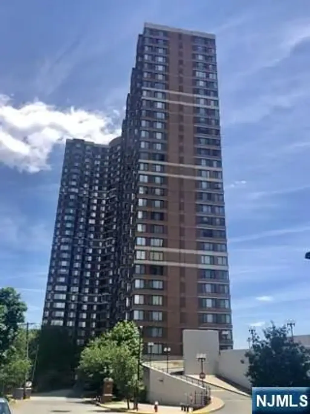 100 Old Palisade 1001, Fort Lee