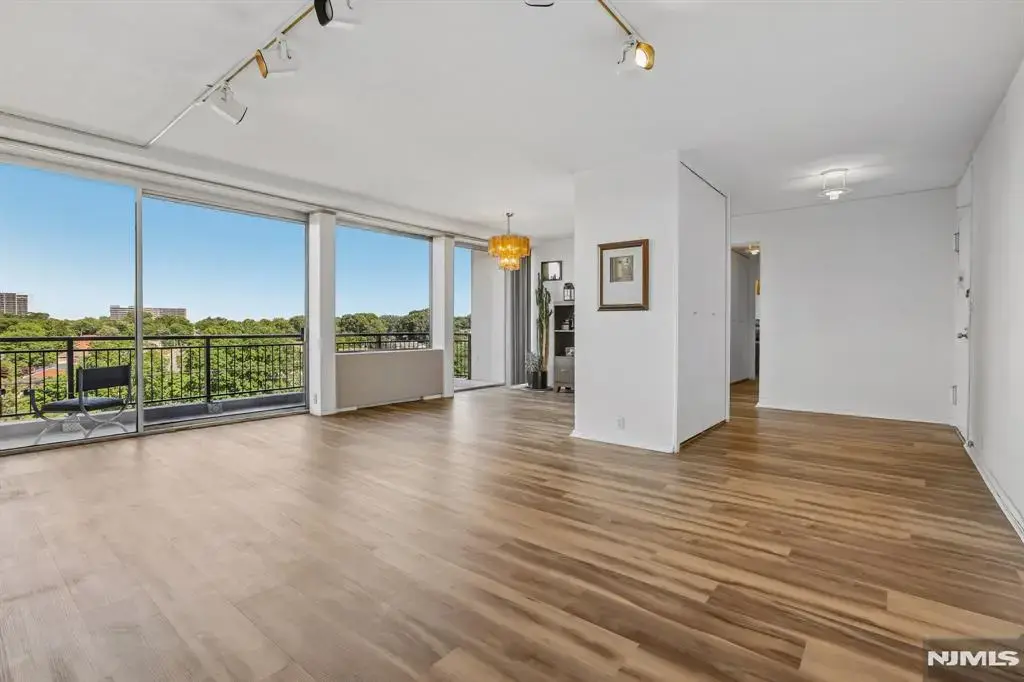 3 Horizon Road 1021, Fort Lee