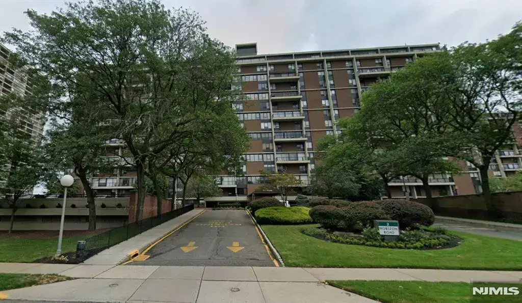 2 Horizon G-3, Fort Lee