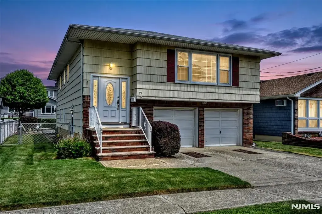 23 Harrison Avenue, Saddle Brook