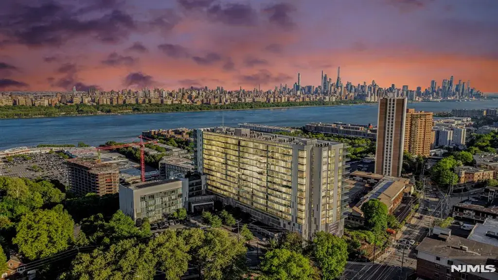 320 Adolphus Avenue 219, Cliffside Park