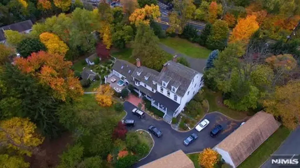 218 Paramus Road, Paramus