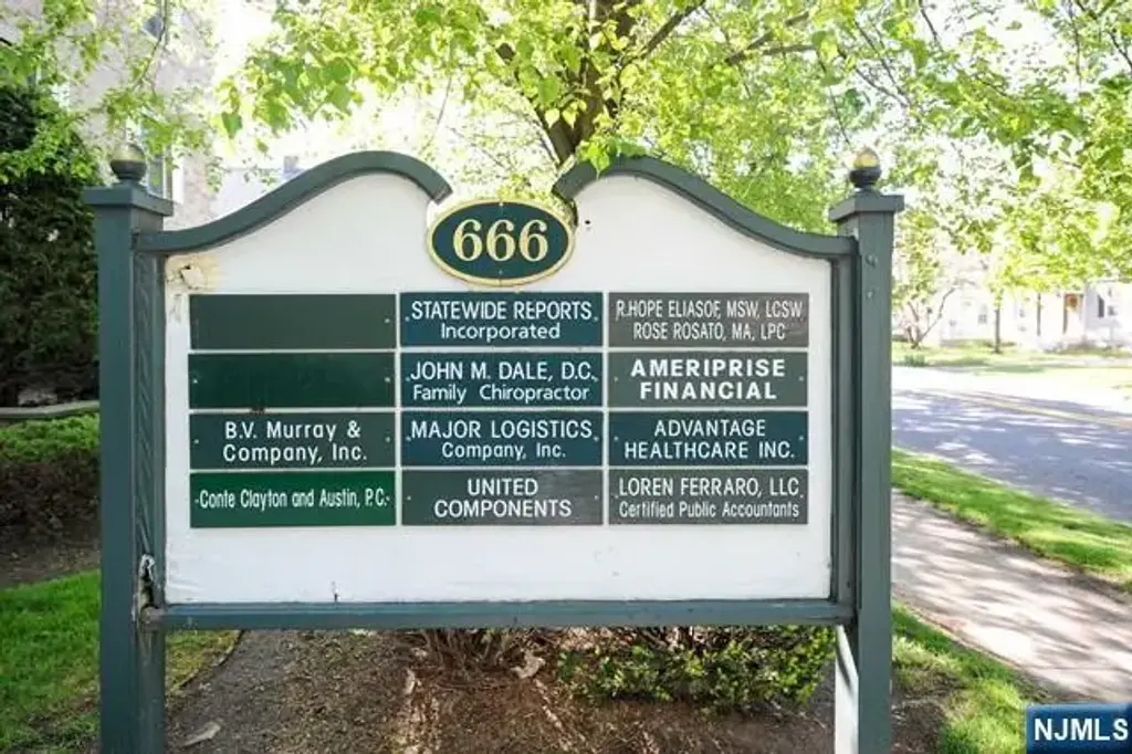 666 Godwin Avenue 120-2, Midland Park