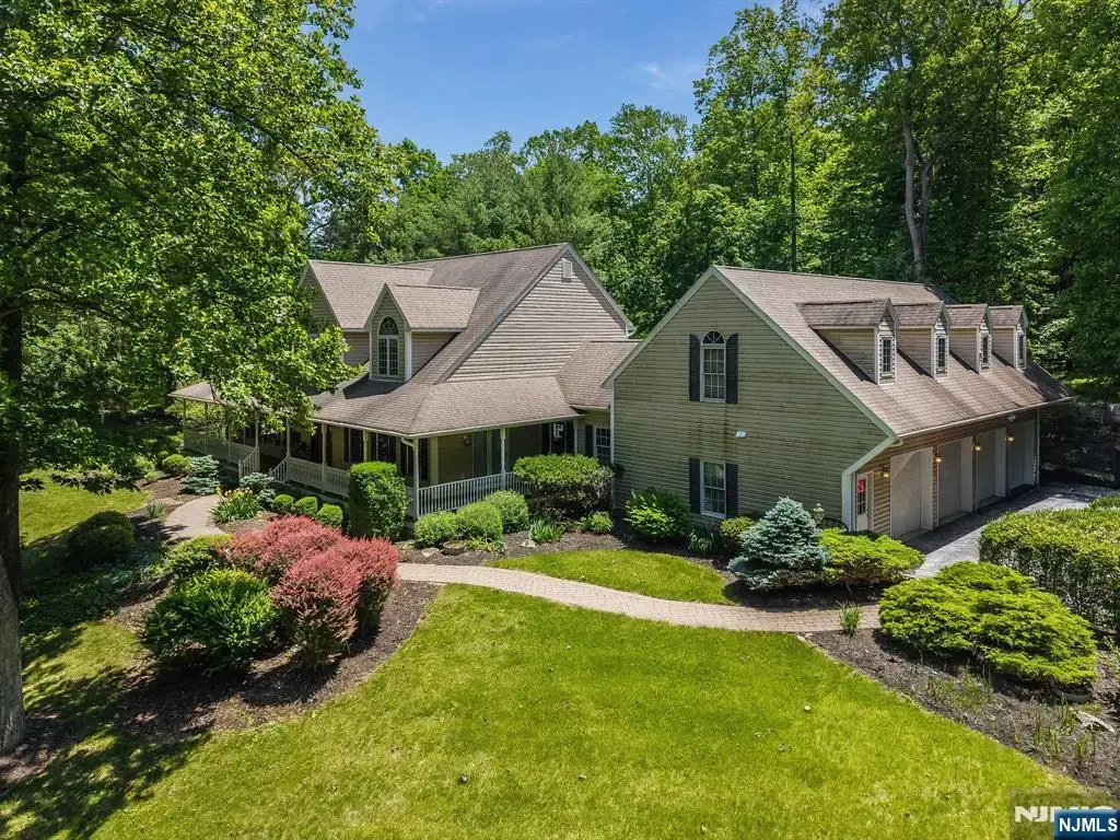 190 Andover Mohawk Road, Andover Twsp