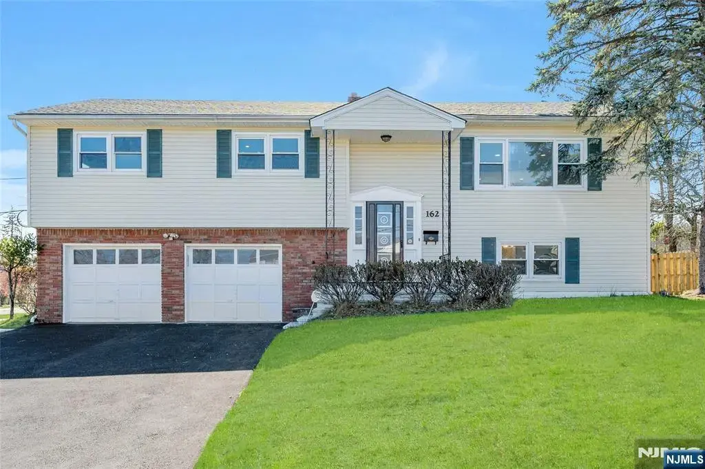 162 Grove Avenue, Verona