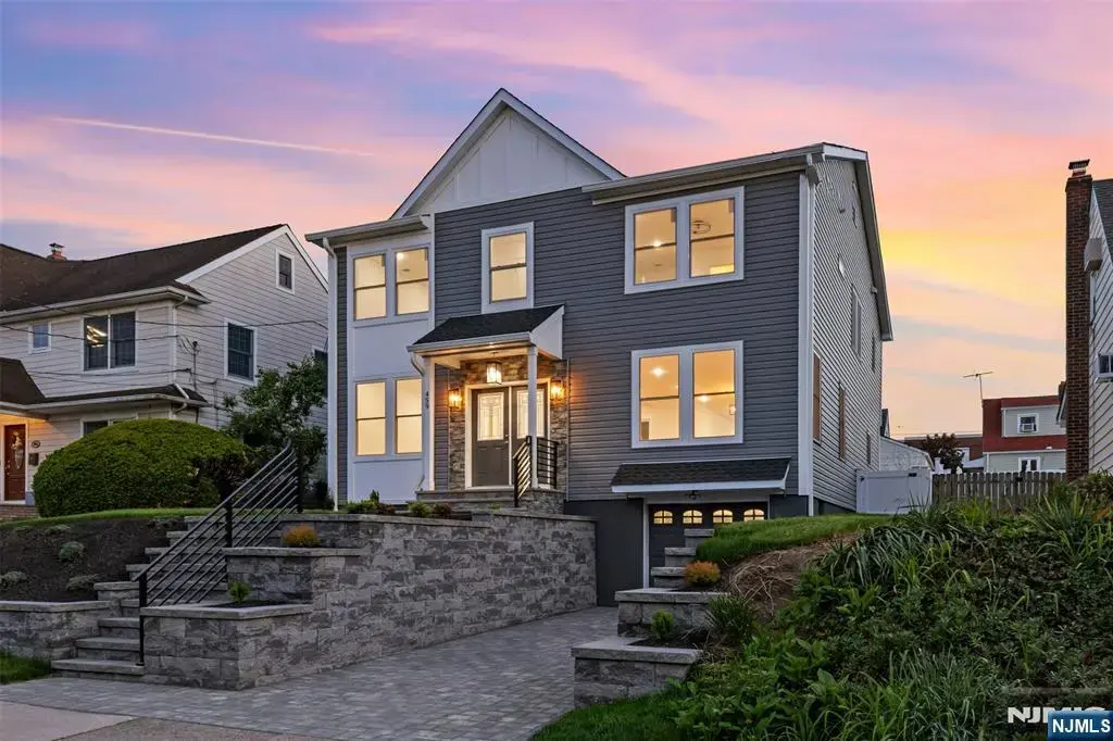 459 Washington Avenue, Rutherford