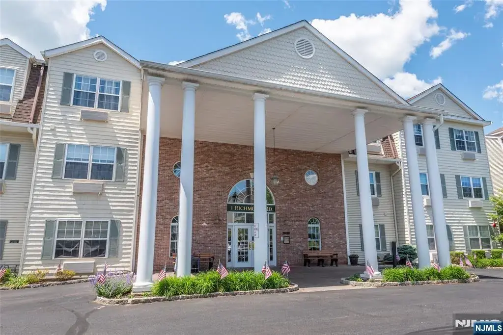1101 Richmond Road 101, West Milford