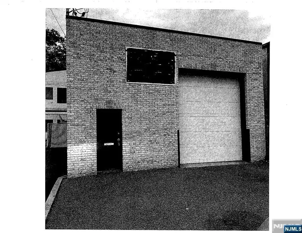 191 Paterson Plank, Wallington