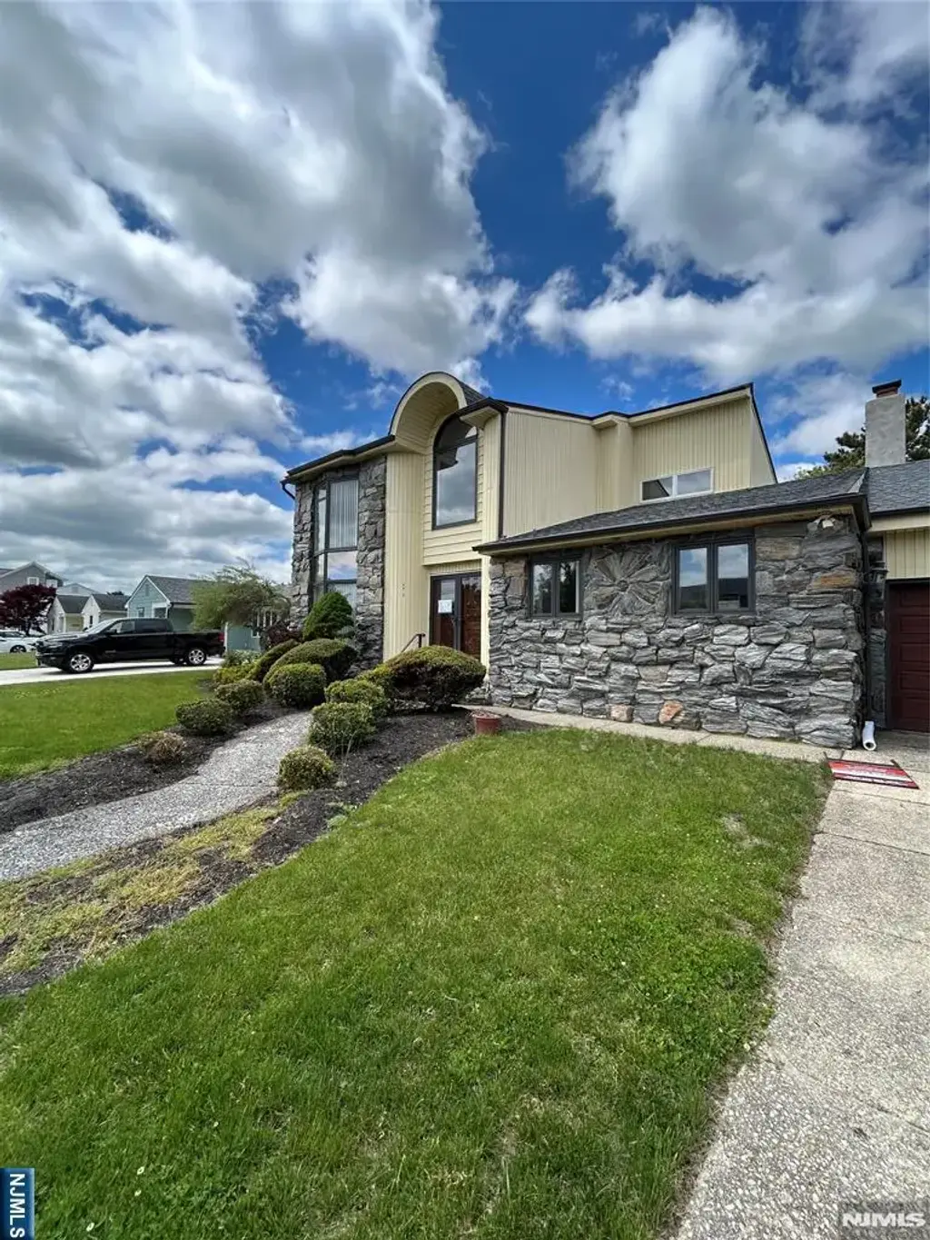 4413 Harbor Beach Boulevard, Brigantine City