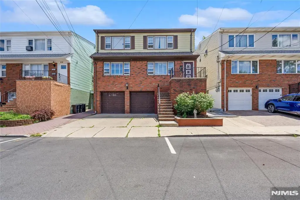 9114 Smith Avenue, North Bergen