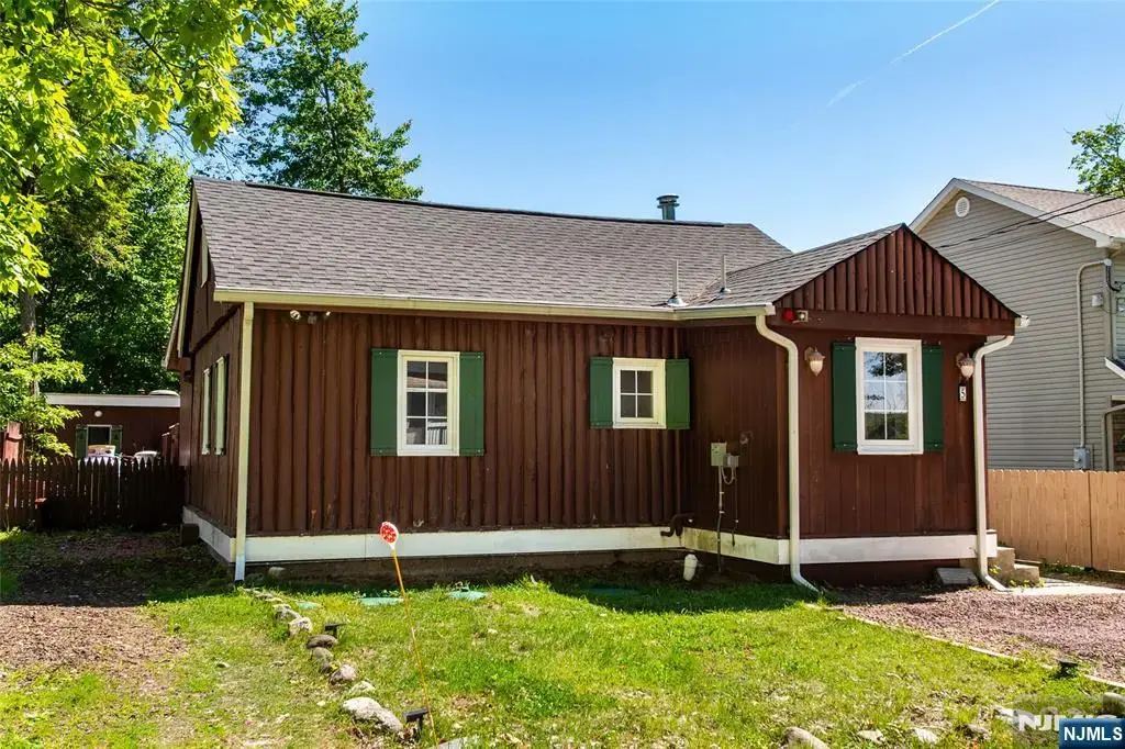 5 Sewell, West Milford