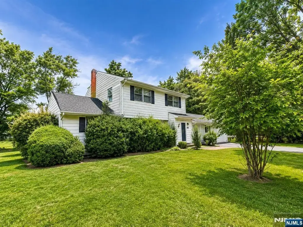 189 Homestead, Paramus