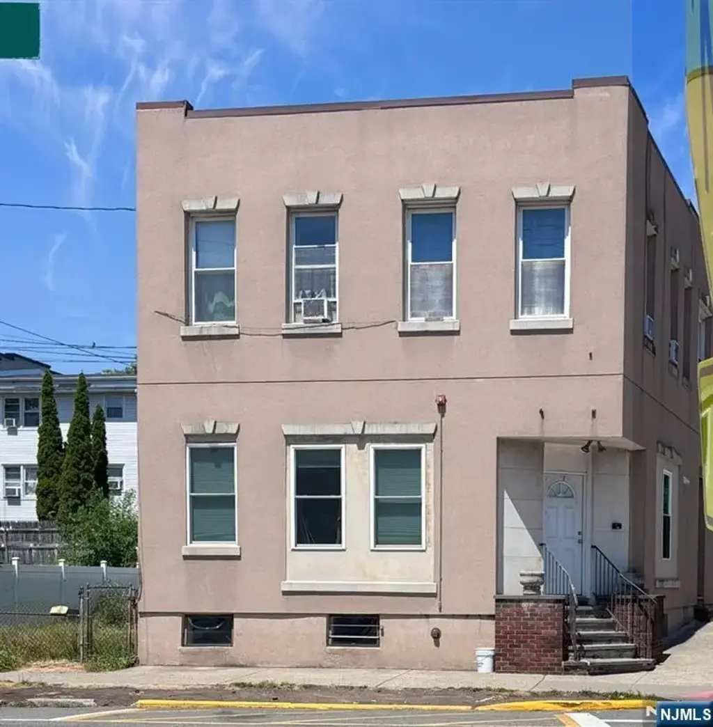 145 Palisade Avenue, Cliffside Park