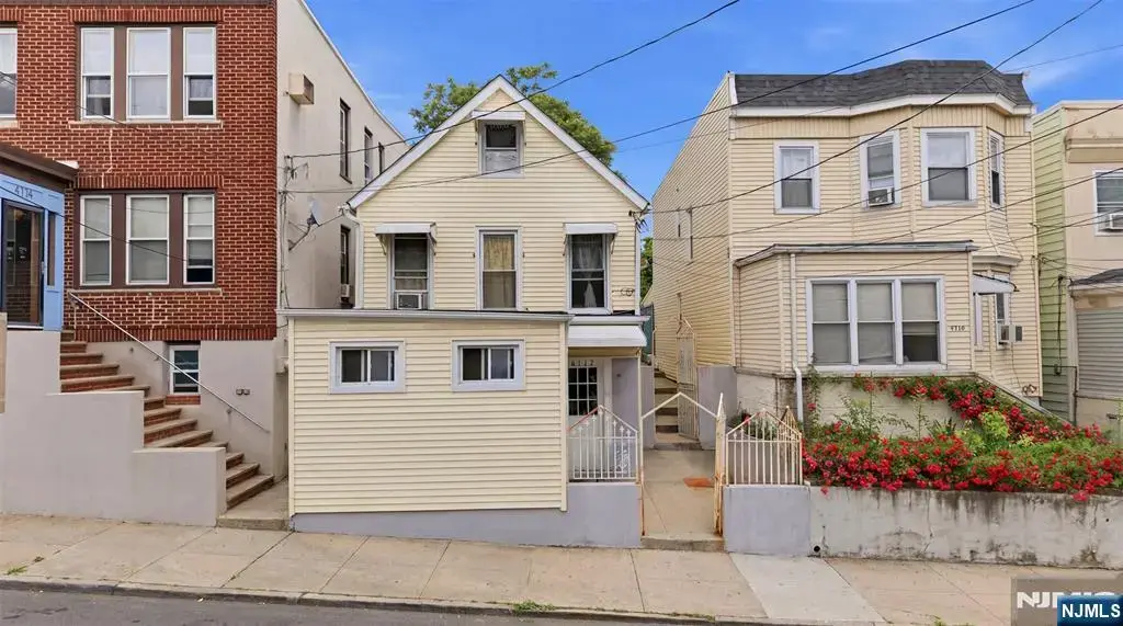 6112 Washington Street, West New York