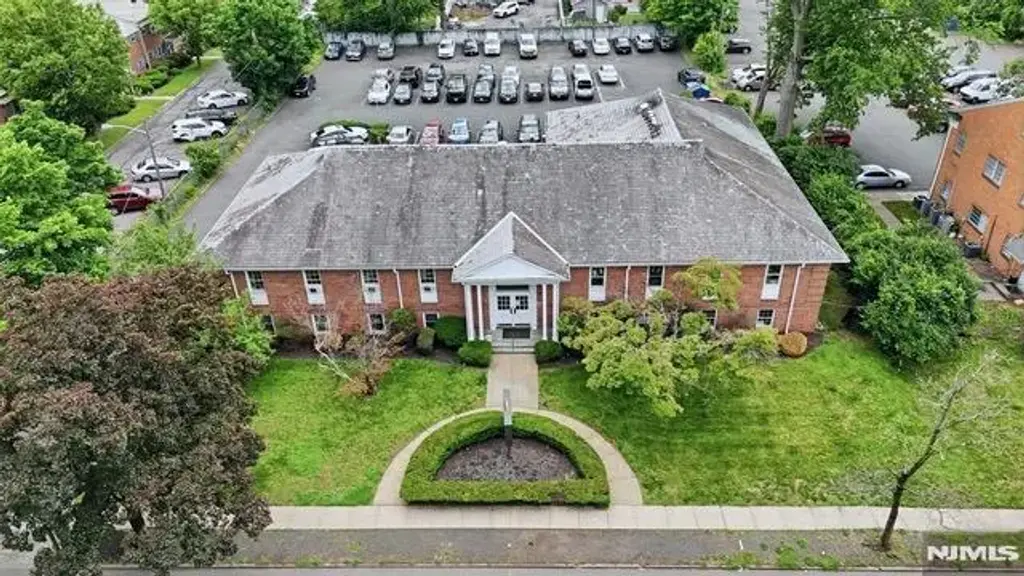 1024 Park Avenue 4, Plainfield