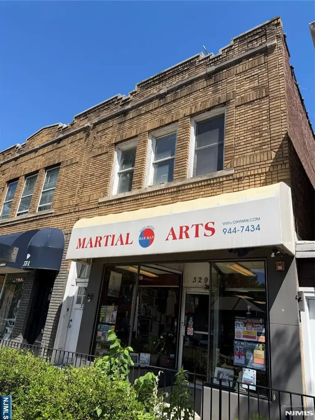 329 Broad 2fl, Leonia