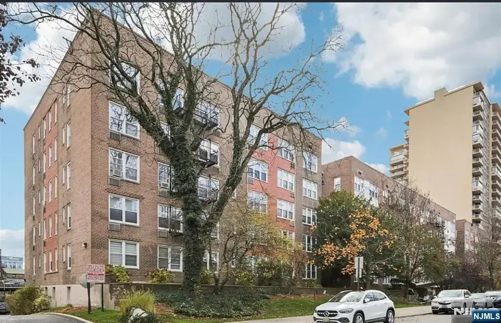 2160 Center Avenue 5m, Fort Lee