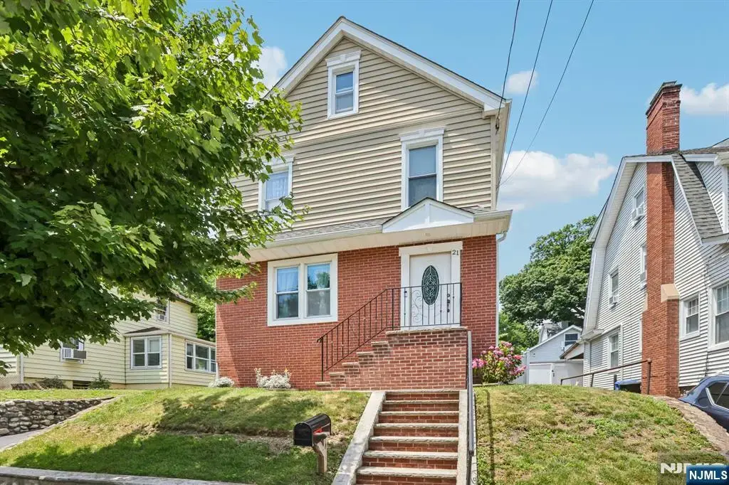 21 Birch Street, West Orange