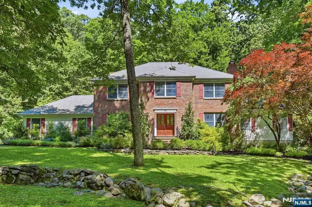 50 Ponderosa Place, West Milford