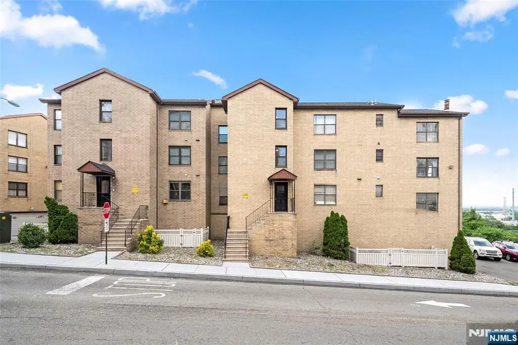 6605 Granton Avenue 3a, North Bergen