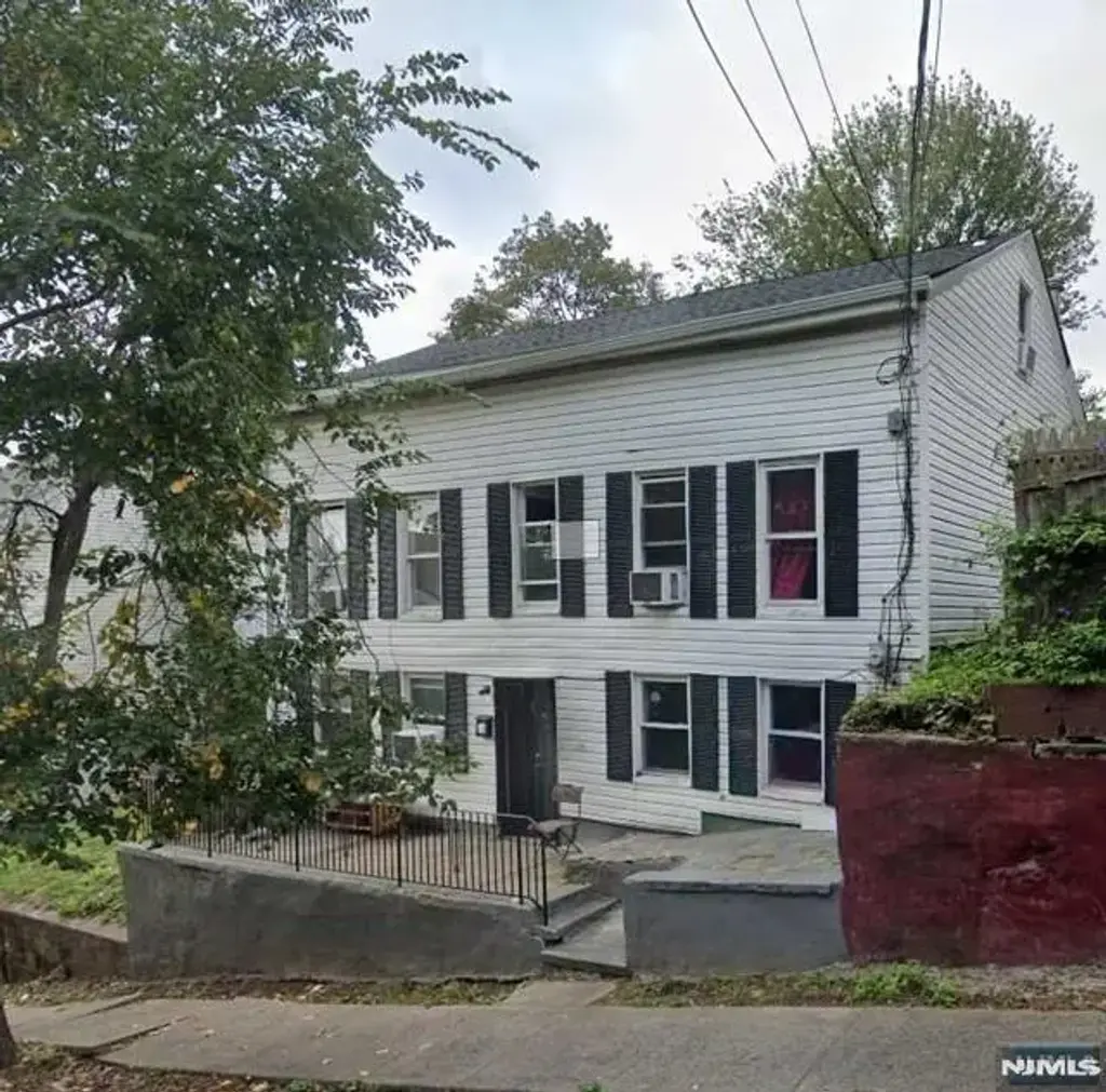 149 Clinton, Paterson