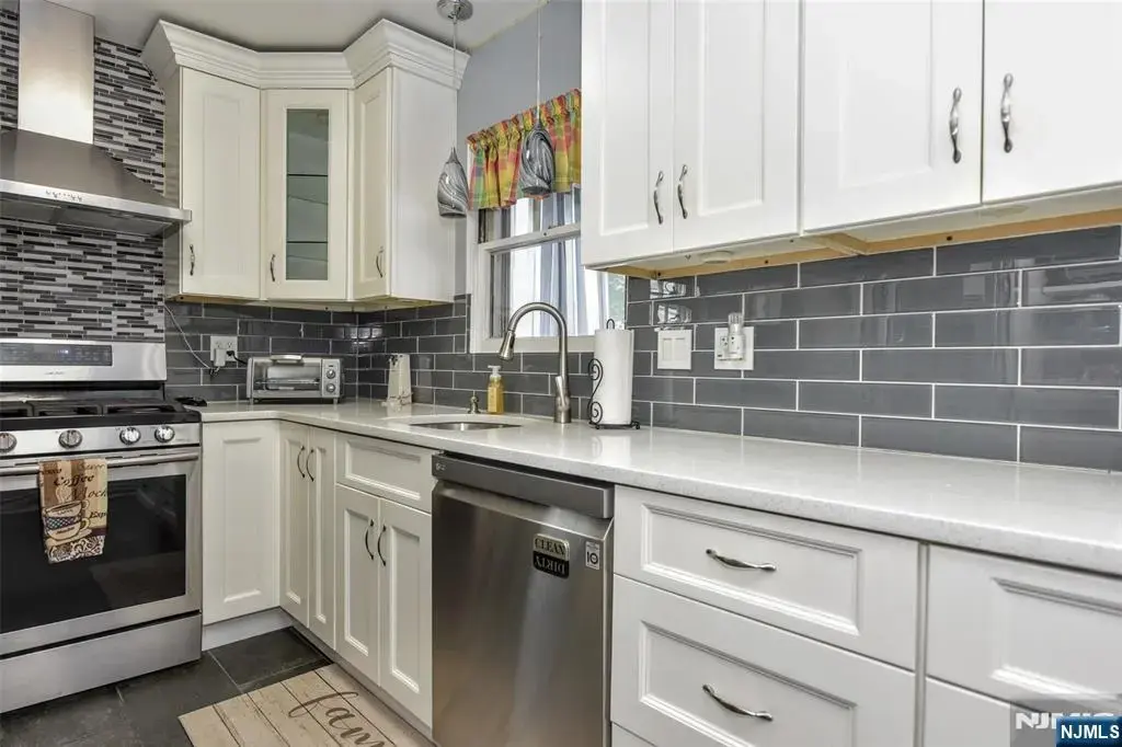 166 Kent Street, Hackensack