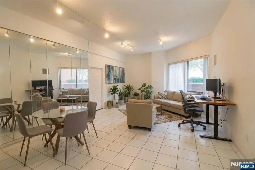 108 Harmon Cove Tower, Secaucus