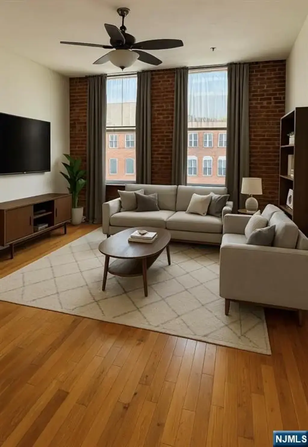 220 Main 202, Little Falls