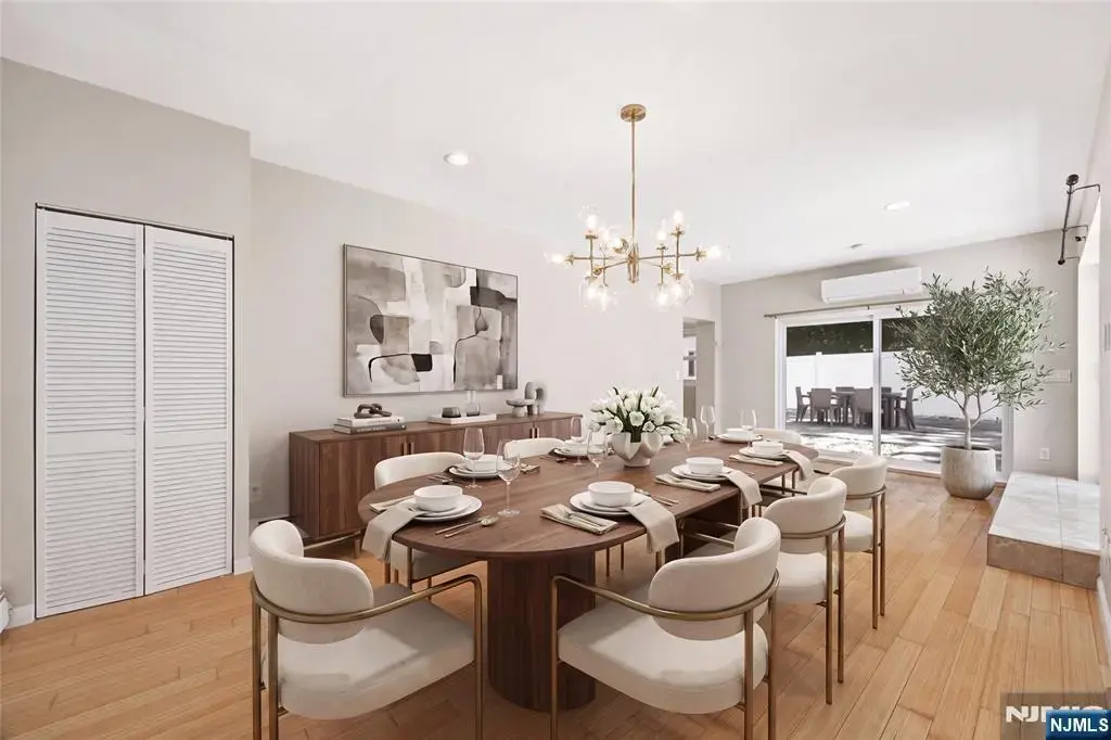 1 Ranch Court, Saddle Brook