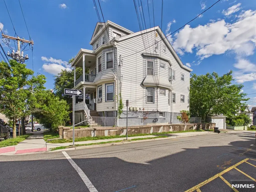 139 Fairview, Prospect Park