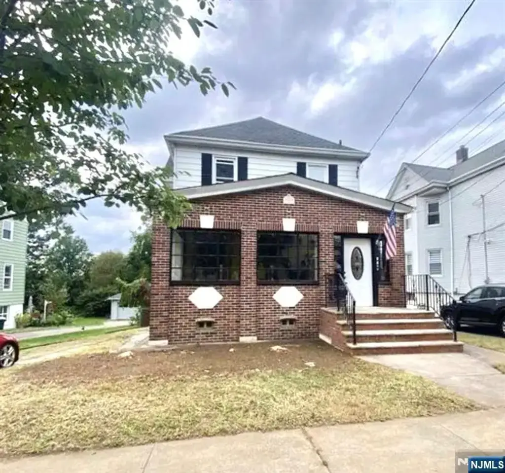 98 Paulison Avenue, Ridgefield Park