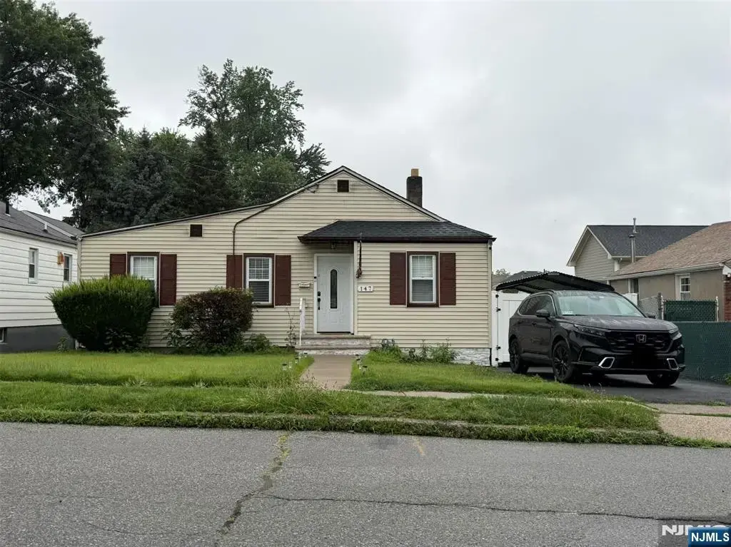 147 7th Street, Saddle Brook