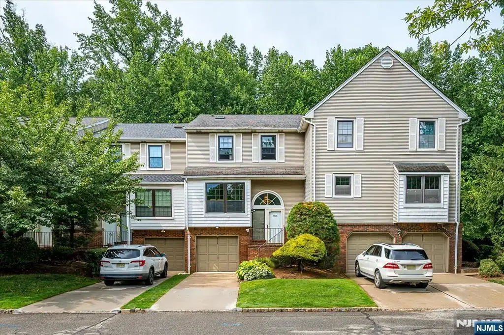 4506 Stonehedge Road 4506, Edison