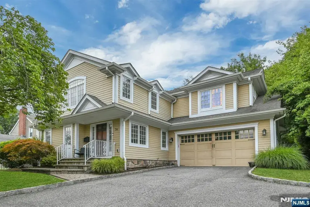 76 Engle Street, Tenafly