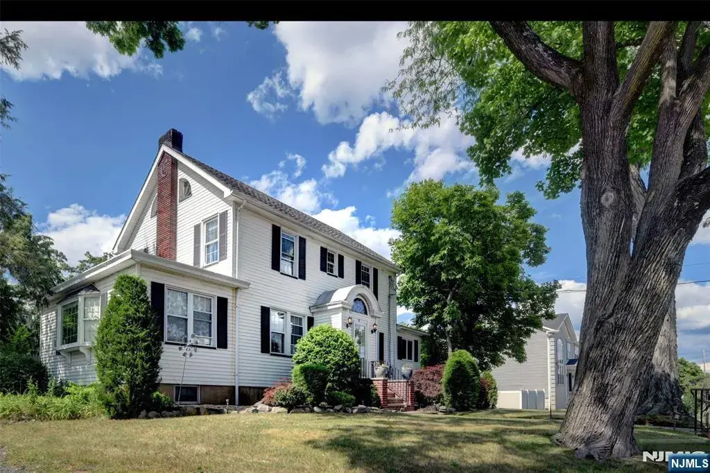 91 Minnisink Road, Totowa