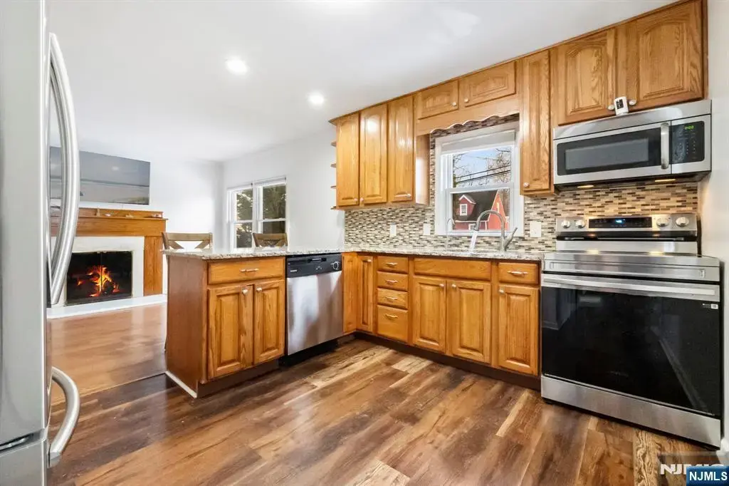 541 Green Pond Road, Rockaway Township
