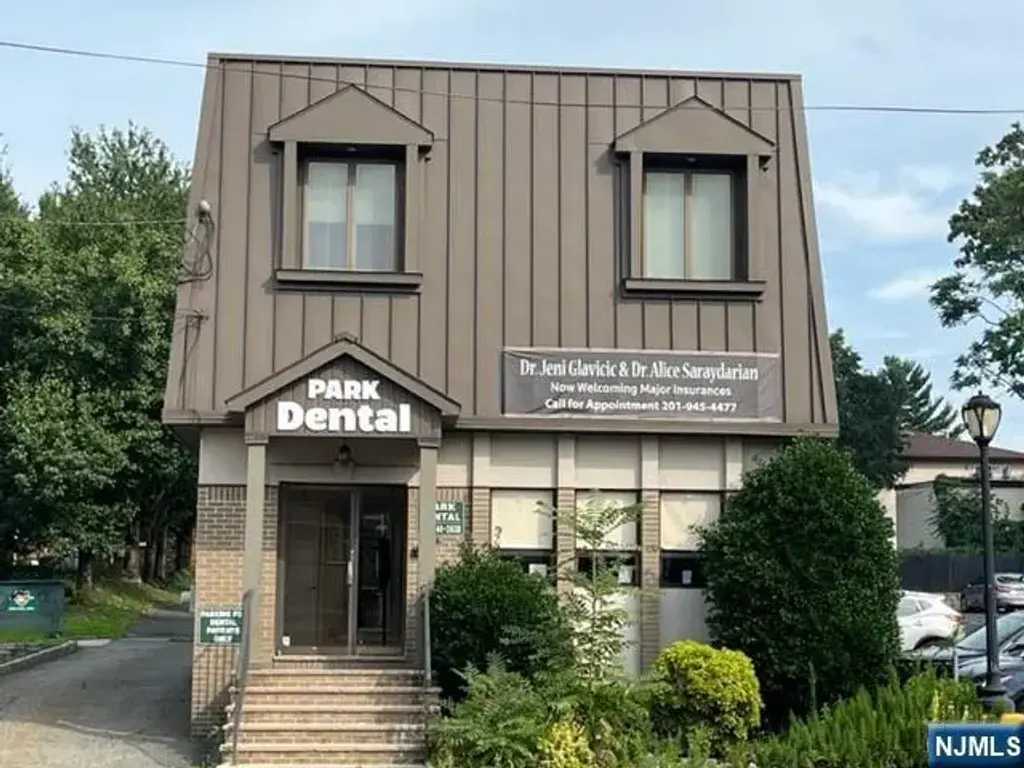 560 Bergen Boulevard, Ridgefield