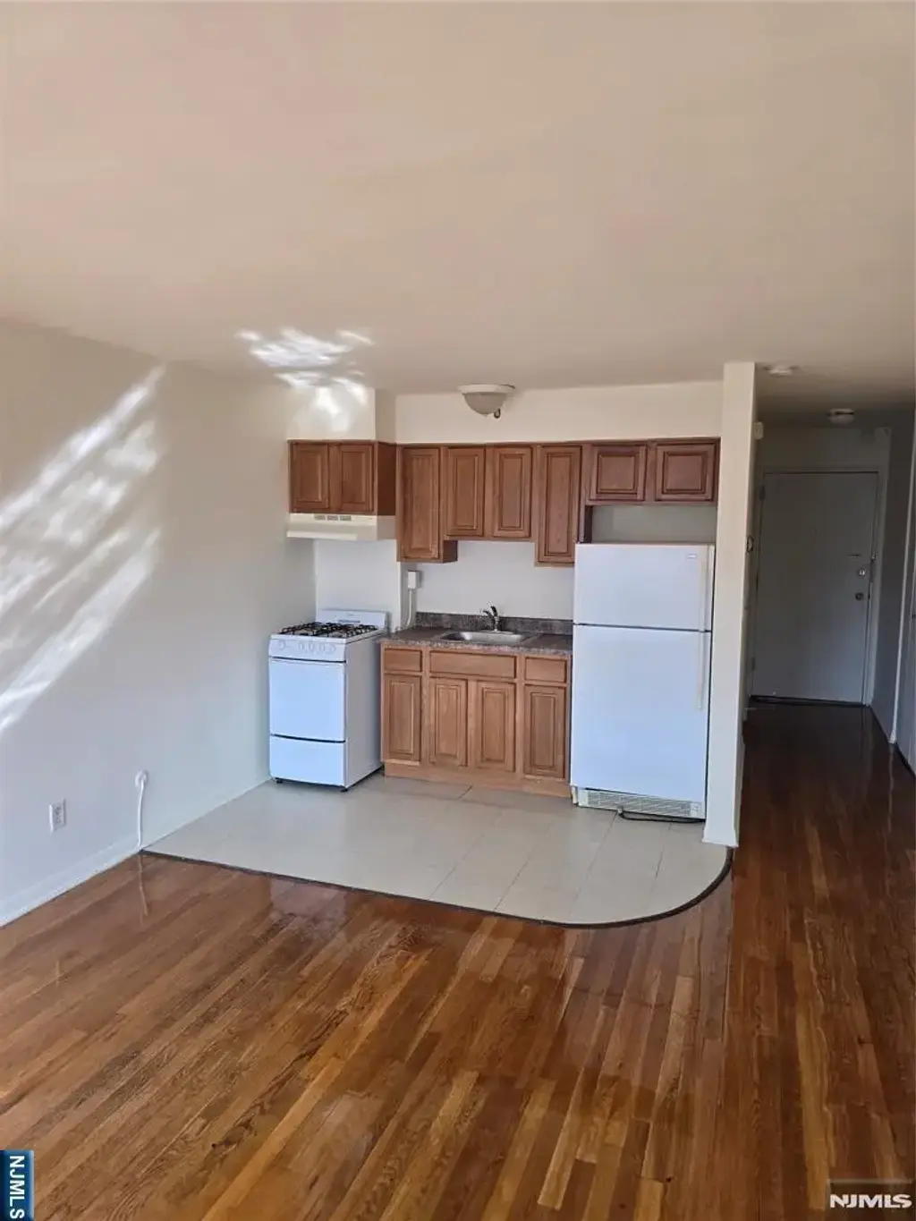 475 Grand 1f, Palisades Park
