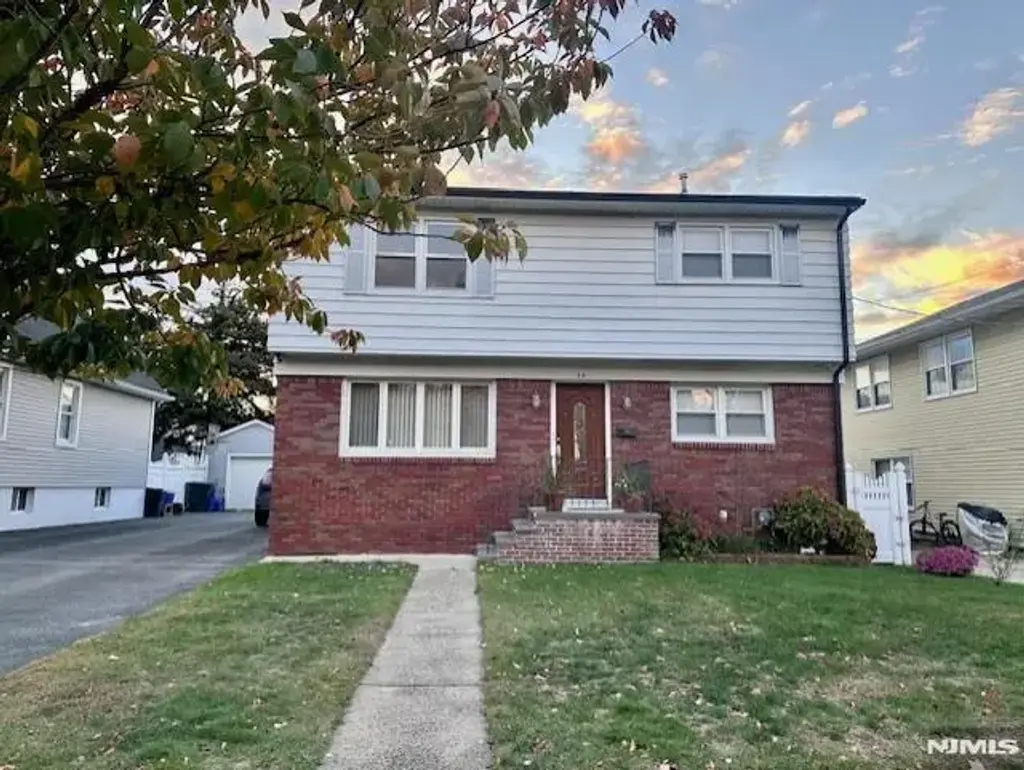 55 Alpine 2, Garfield