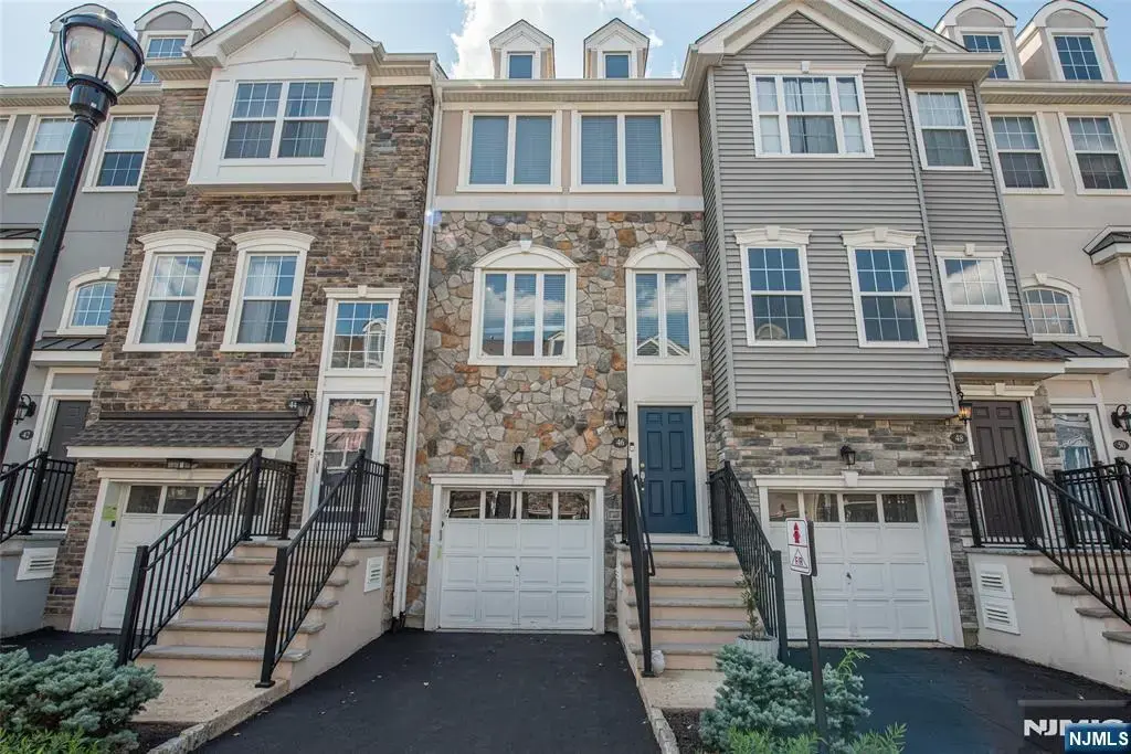 46 Devonshire Drive, Clifton