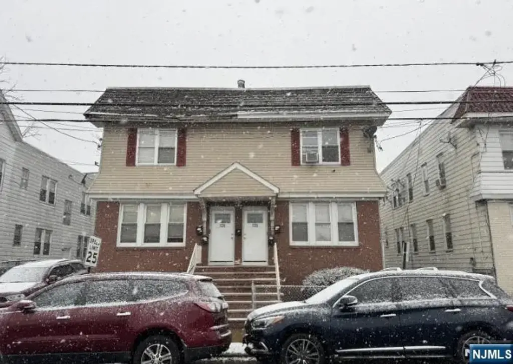 125 Western Parkway, Irvington