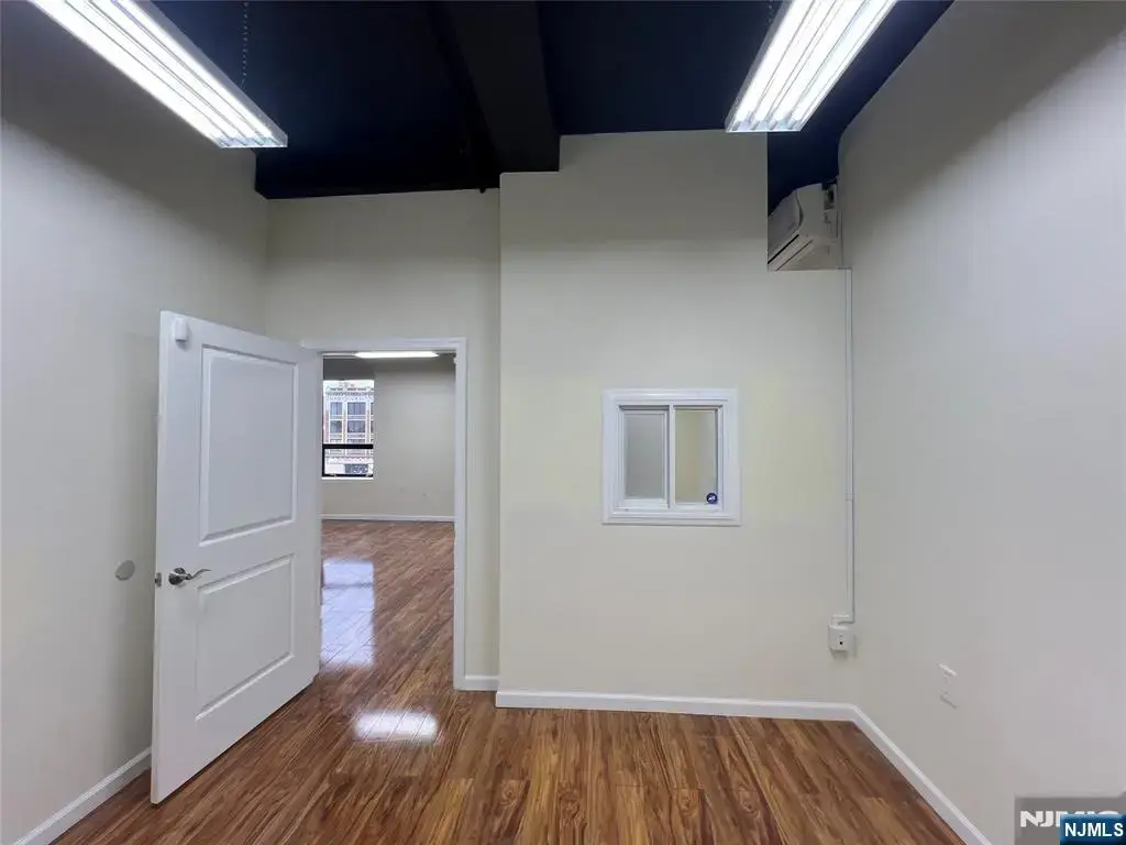 400 38th Street 403, Union City