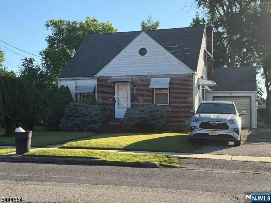 21 Crews Street, Totowa
